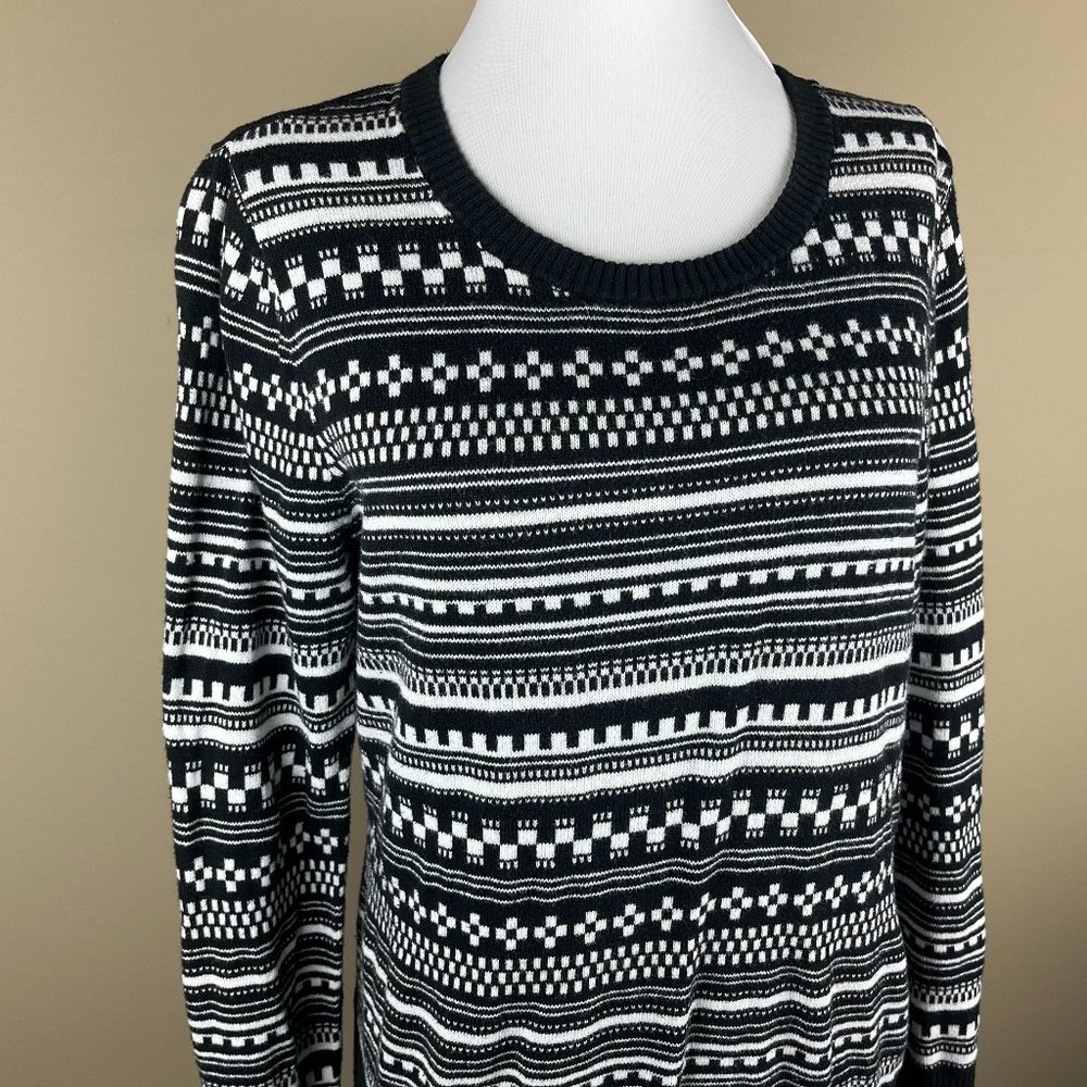 Merona Long Sleeve Sweater Size L Black White, Geometric Print, Round Neck